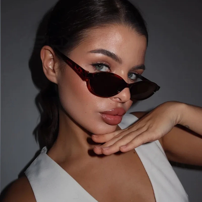 Designer Sunglasses - Okulary ochronne 1/4 sztuki, nowe, małe,