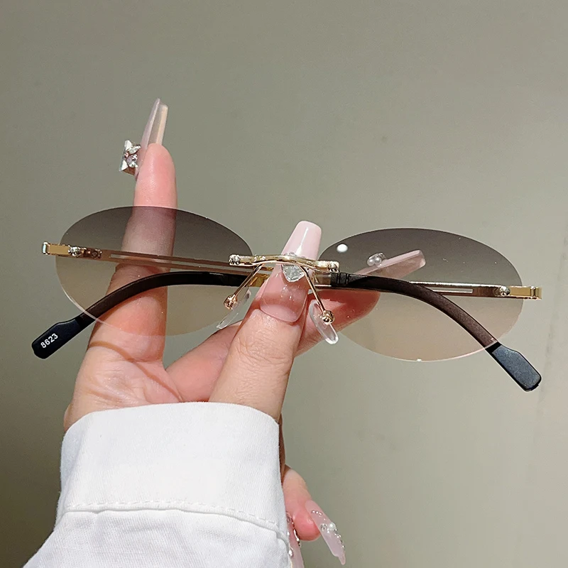 Okulary przeciwsłoneczne bez o – Designer Sunglasses recenzja i cena